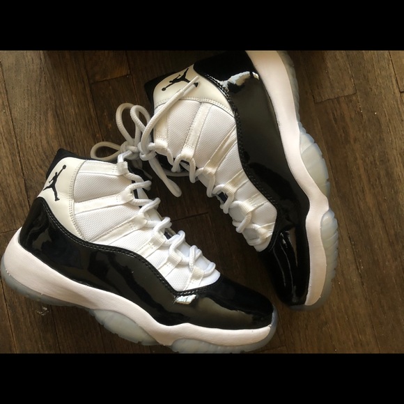 Jordan Concord 11 Size 8 main image 5